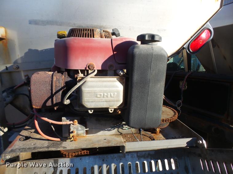 image for item DB2843 Buyers Salt Dogg stainless steel spreader