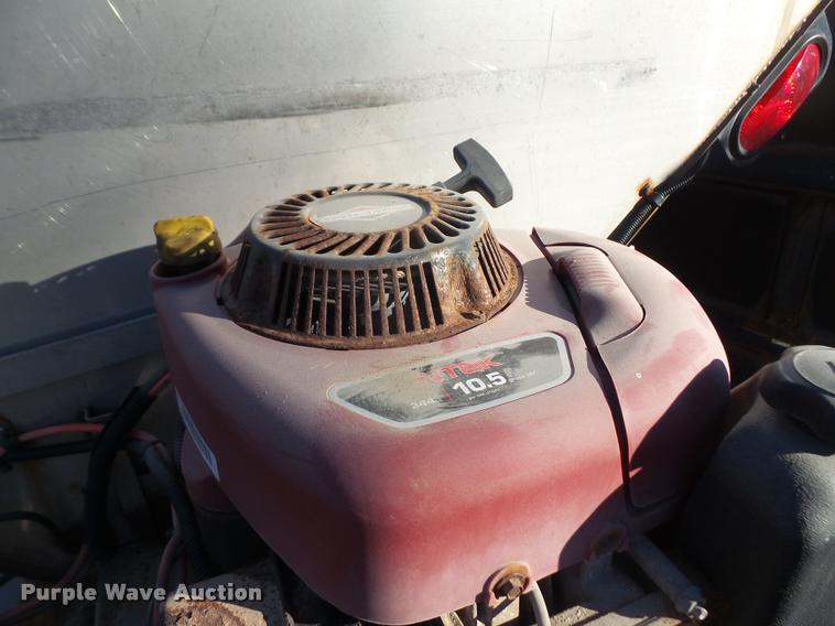 image for item DB2843 Buyers Salt Dogg stainless steel spreader