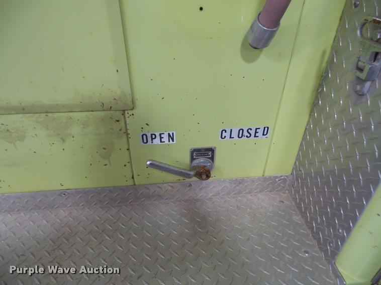 image for item DB2855 1981 Ford F700 fire truck