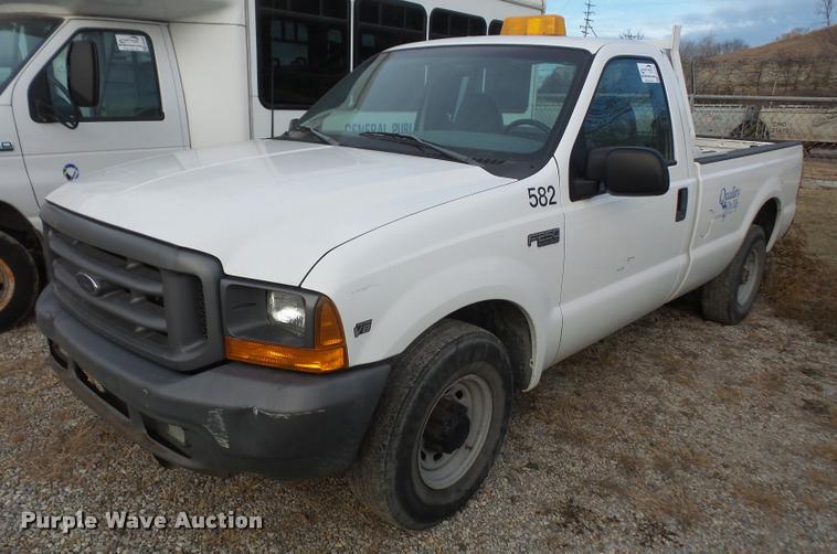 image for item DB2869 1999 Ford F250 Super Duty pickup truck