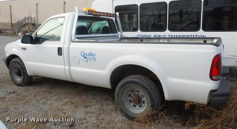 image for item DB2869 1999 Ford F250 Super Duty pickup truck