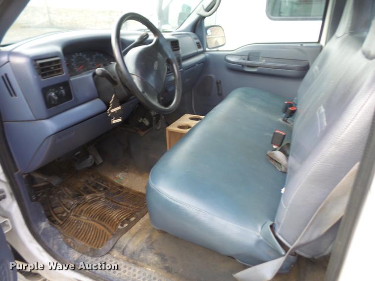 image for item DB2869 1999 Ford F250 Super Duty pickup truck