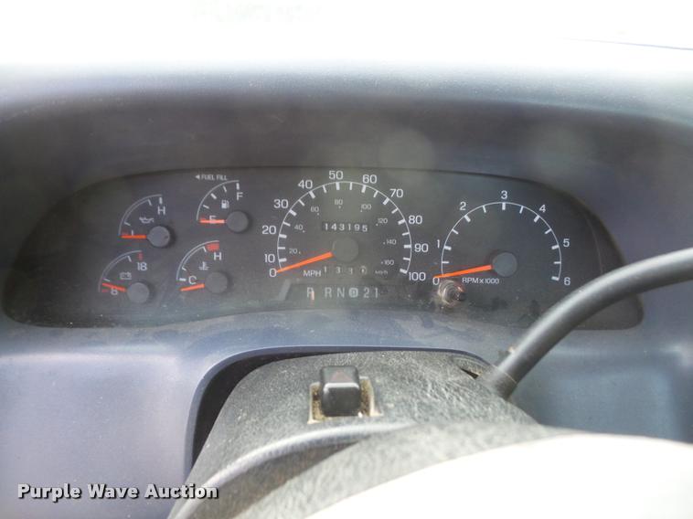 image for item DB2869 1999 Ford F250 Super Duty pickup truck