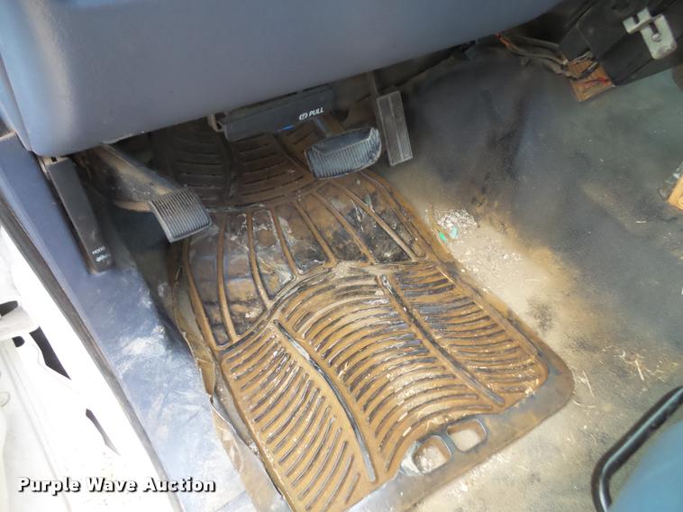 image for item DB2869 1999 Ford F250 Super Duty pickup truck