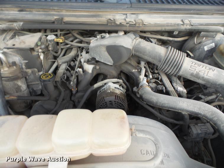 image for item DB2869 1999 Ford F250 Super Duty pickup truck