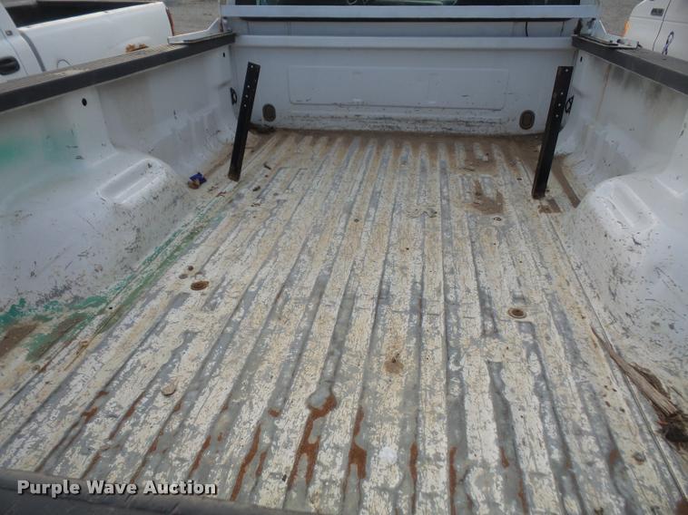 image for item DB2869 1999 Ford F250 Super Duty pickup truck