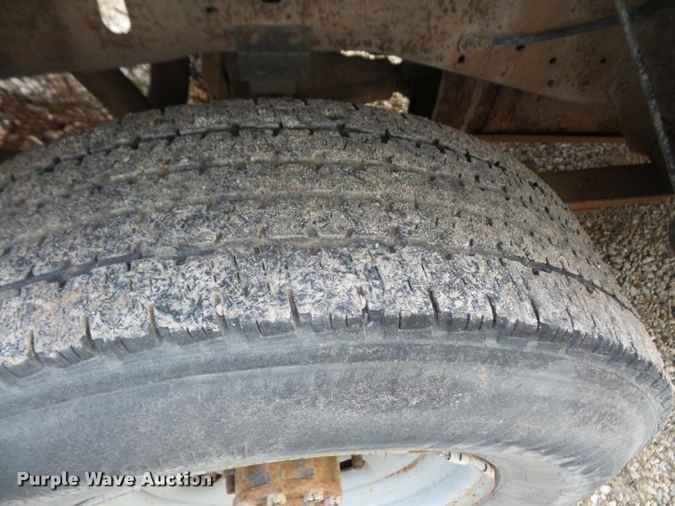 image for item DB2869 1999 Ford F250 Super Duty pickup truck