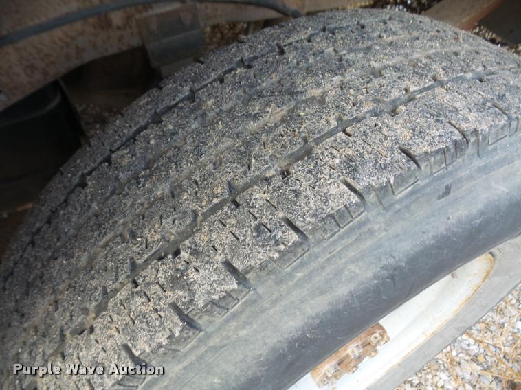 image for item DB2869 1999 Ford F250 Super Duty pickup truck