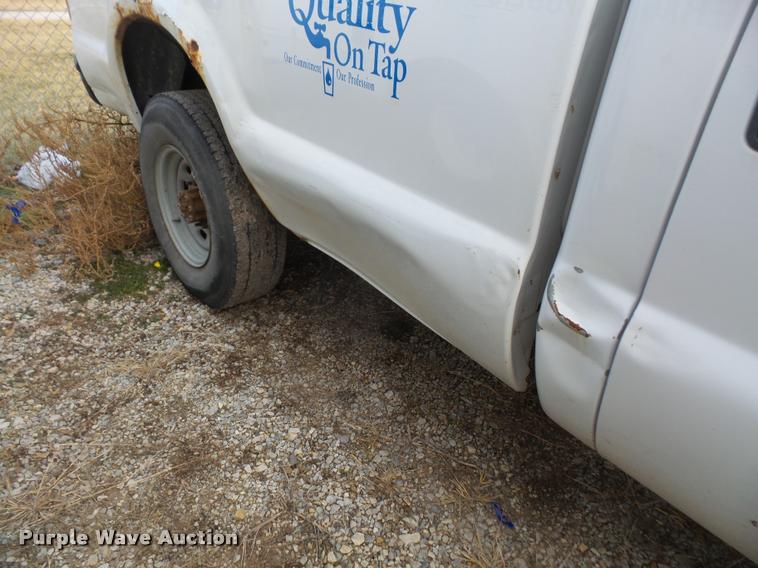 image for item DB2869 1999 Ford F250 Super Duty pickup truck