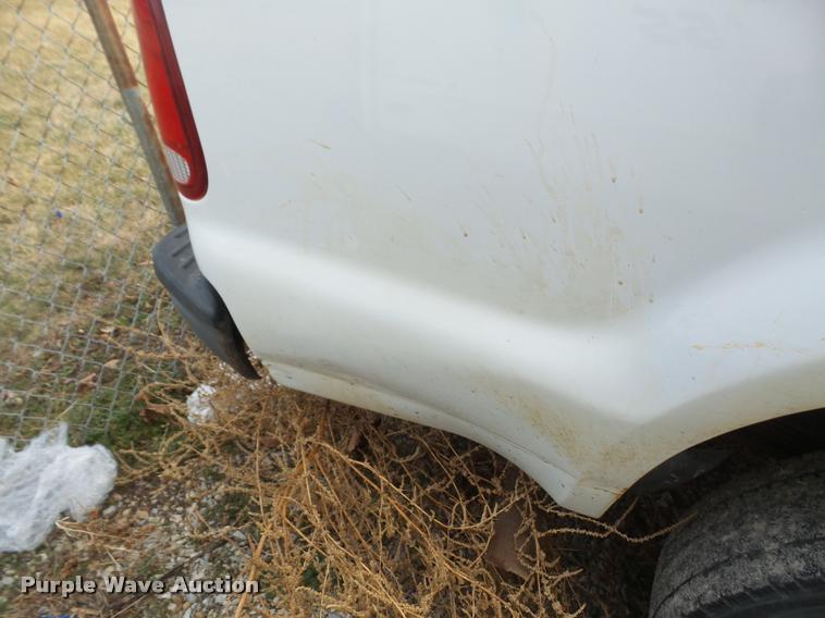 image for item DB2869 1999 Ford F250 Super Duty pickup truck