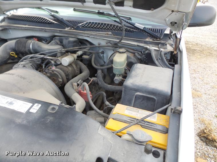 image for item DB2870 1999 GMC Sierra 1500 pickup truck