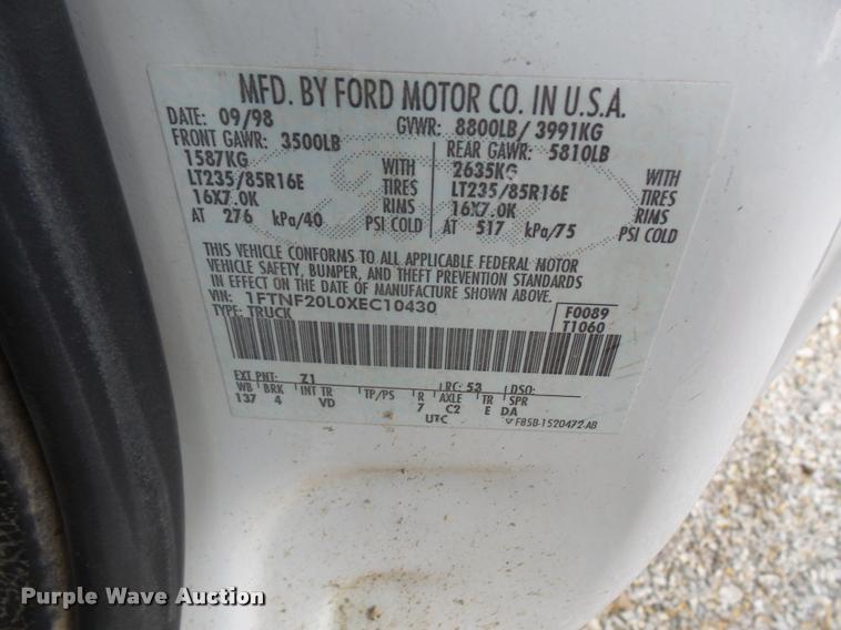 image for item DB2871 1999 Ford F250 Super Duty utility truck