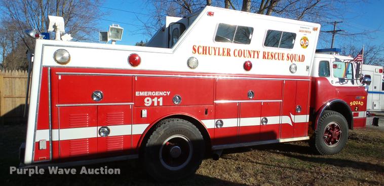 image for item DB5414 1976 Ford 8000 fire truck