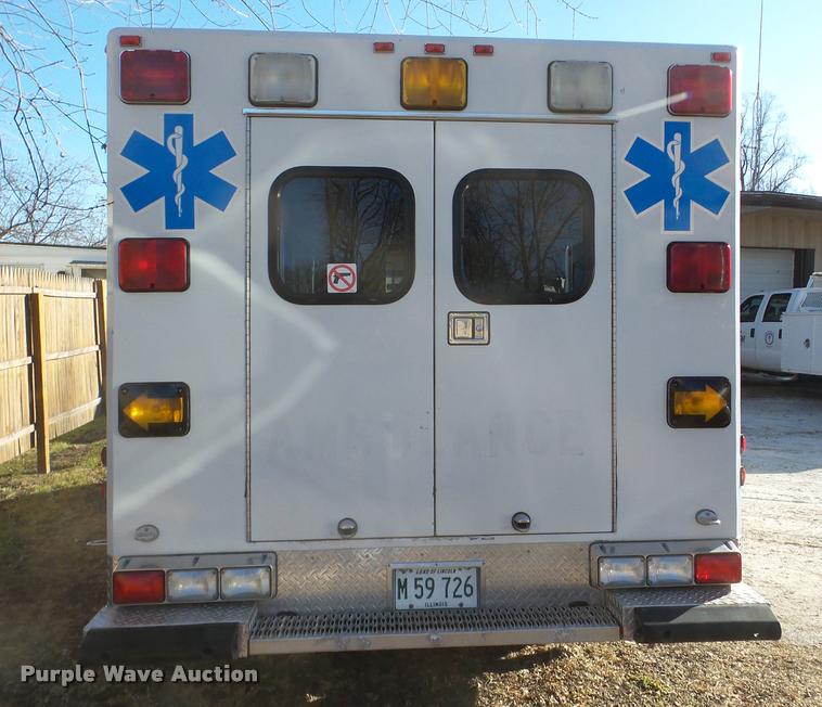 image for item DB5415 2000 Ford Econoline ambulance
