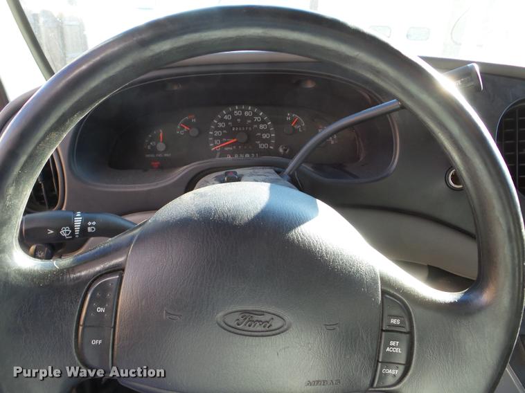 image for item DB5415 2000 Ford Econoline ambulance