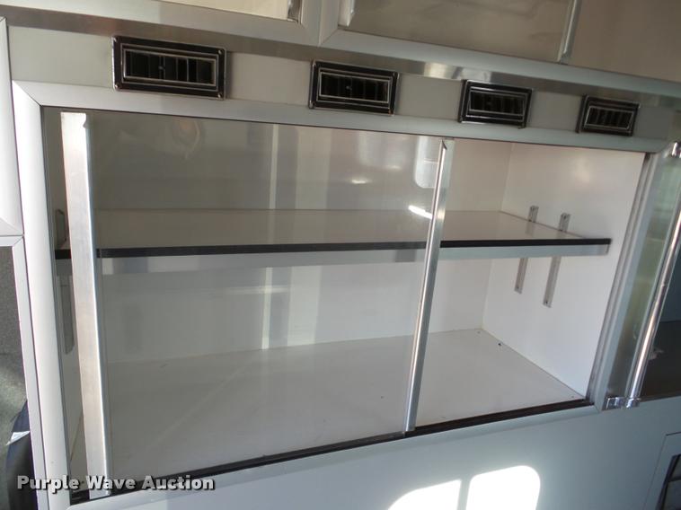 image for item DB5415 2000 Ford Econoline ambulance