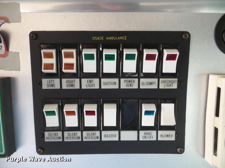 image for item DB5415 2000 Ford Econoline ambulance