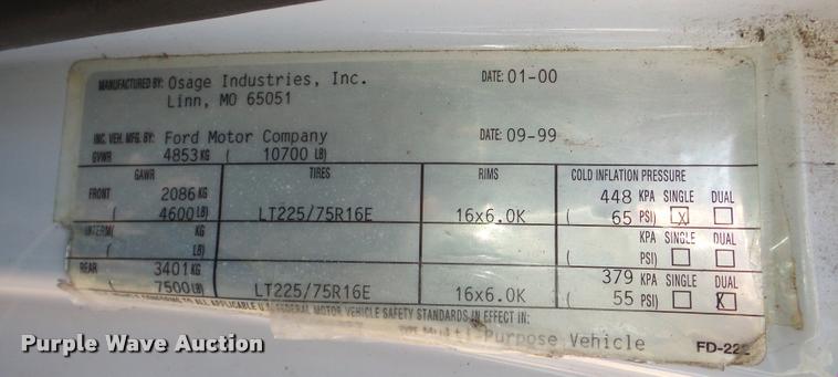 image for item DB5415 2000 Ford Econoline ambulance