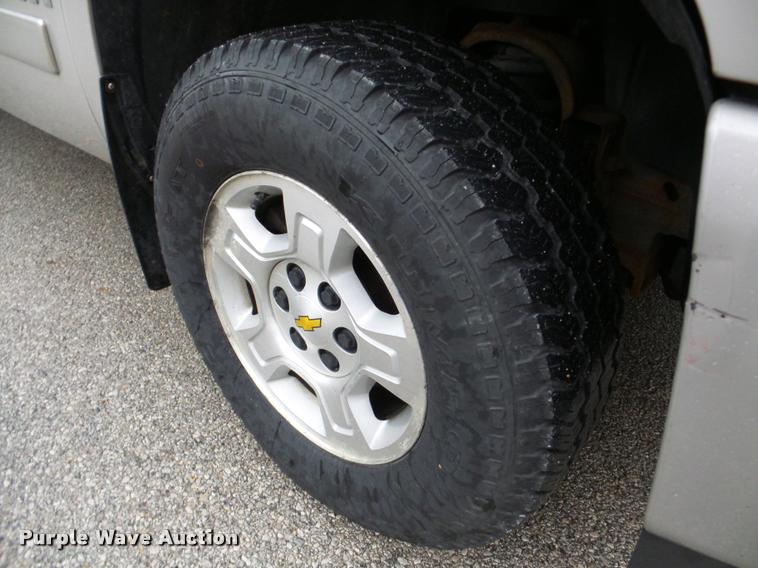 image for item DB5439 2008 Chevrolet Silverado 1500 Ext. Cab pickup truck