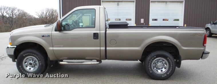image for item DB5441 2004 Ford F250 Super Duty XLT pickup truck