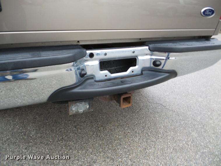 image for item DB5441 2004 Ford F250 Super Duty XLT pickup truck