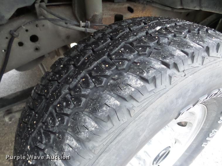 image for item DB5441 2004 Ford F250 Super Duty XLT pickup truck