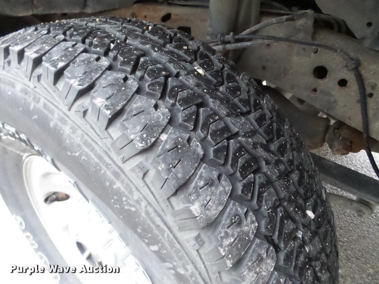 image for item DB5441 2004 Ford F250 Super Duty XLT pickup truck