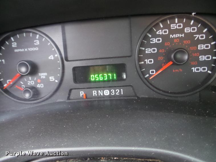 image for item DB5442 2005 Ford F250 Super Duty XL pickup truck