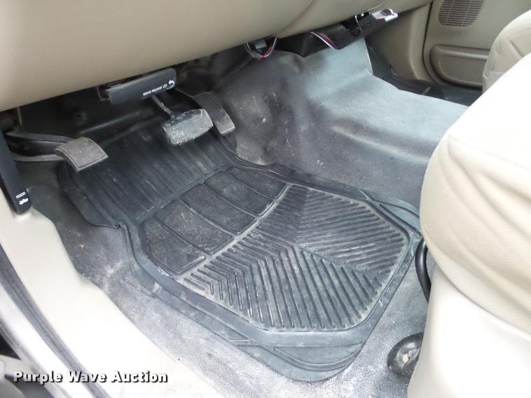 image for item DB5442 2005 Ford F250 Super Duty XL pickup truck