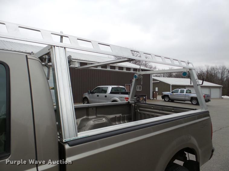 image for item DB5442 2005 Ford F250 Super Duty XL pickup truck