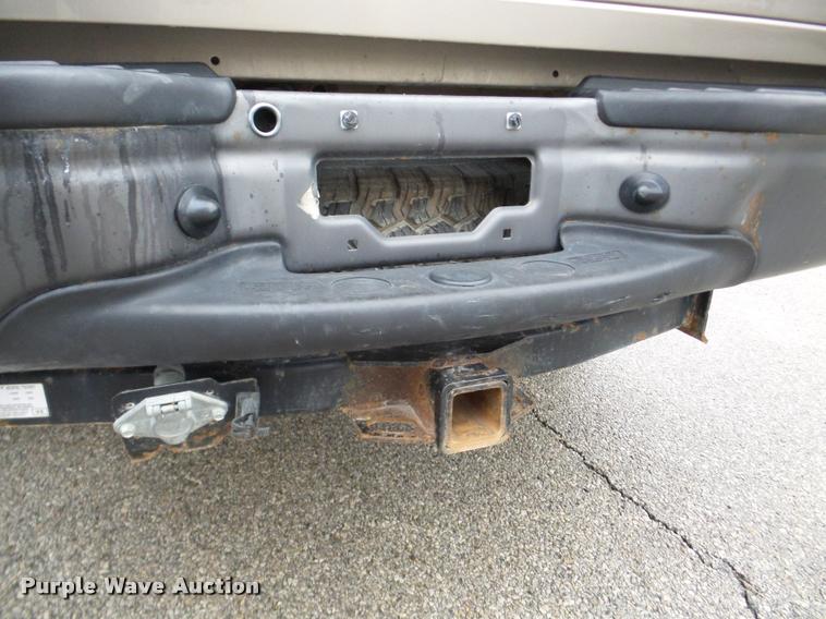 image for item DB5442 2005 Ford F250 Super Duty XL pickup truck