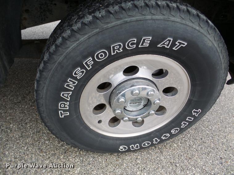 image for item DB5442 2005 Ford F250 Super Duty XL pickup truck