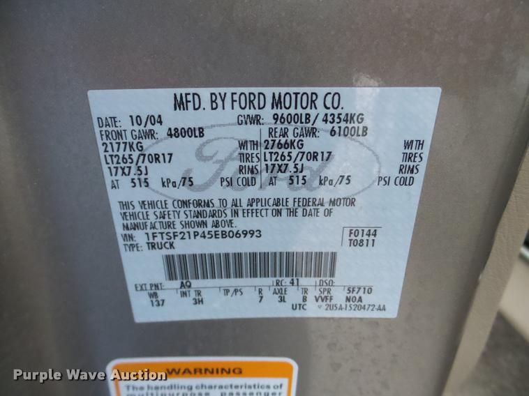 image for item DB5442 2005 Ford F250 Super Duty XL pickup truck