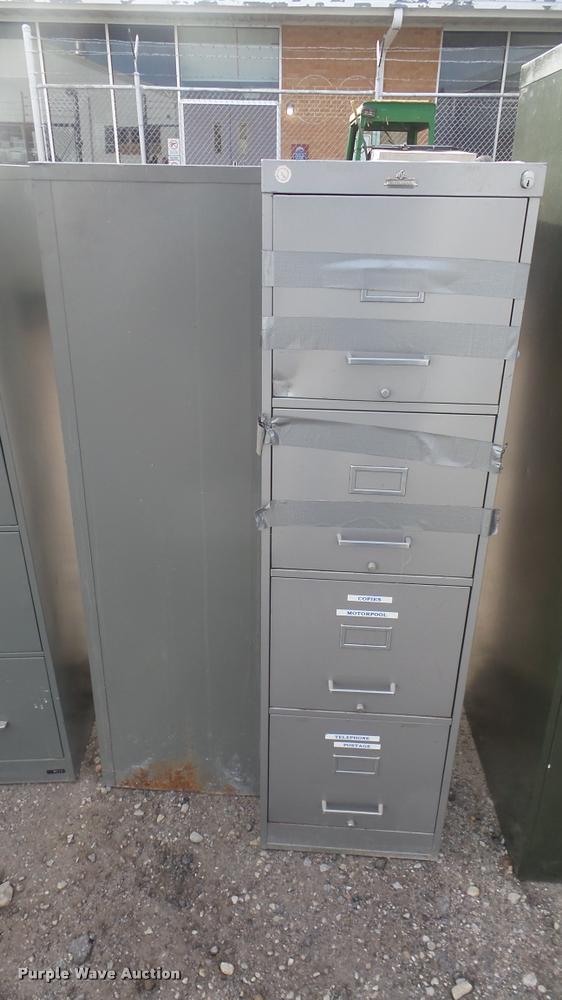 image for item DF9236 (14) filing cabinets