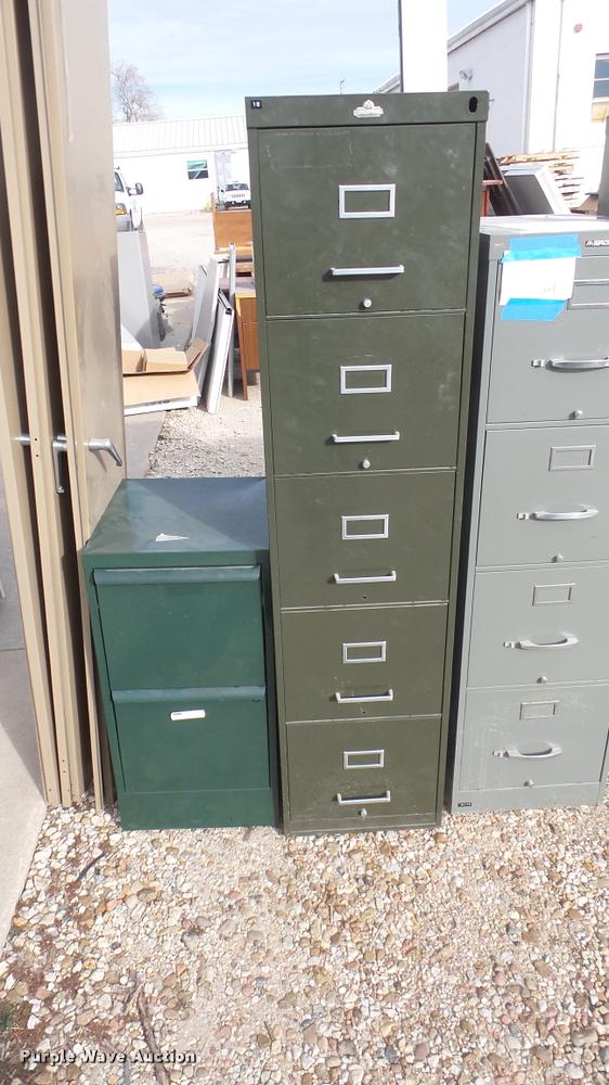 image for item DF9236 (14) filing cabinets