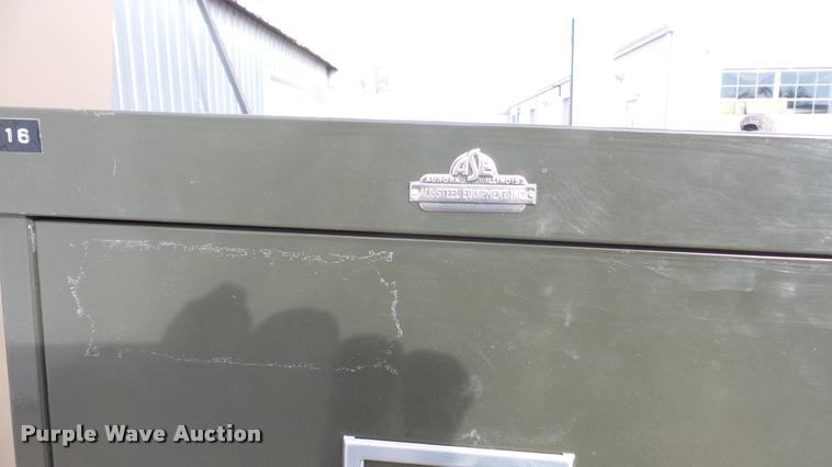 image for item DF9236 (14) filing cabinets