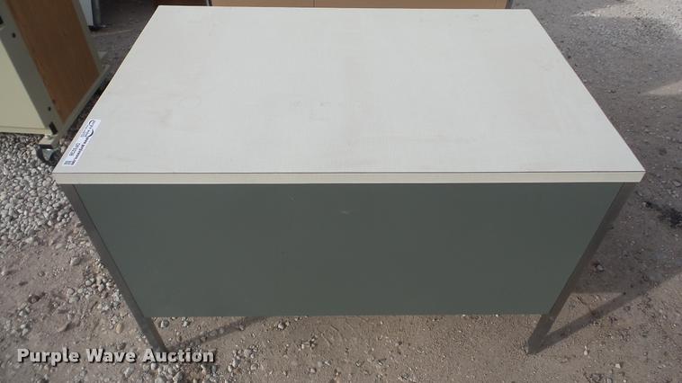 image for item DF9238 Office furniture