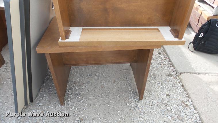 image for item DF9238 Office furniture