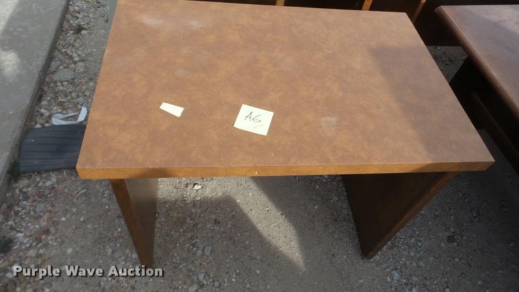 image for item DF9238 Office furniture