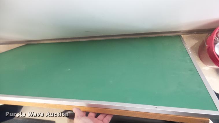 image for item DF9238 Office furniture