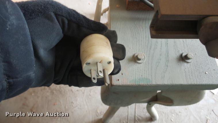 image for item DF9240 Delta router/shaper