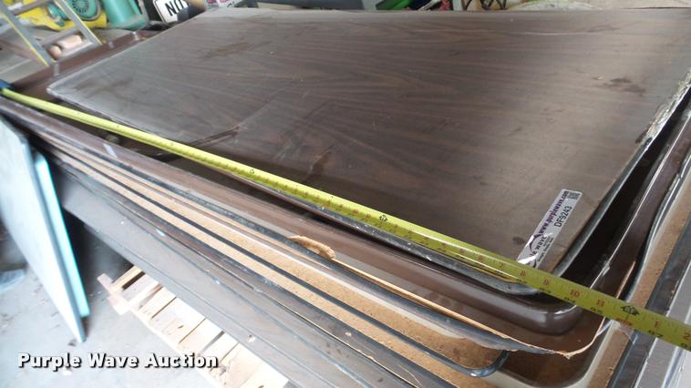image for item DF9243 (14) folding tables