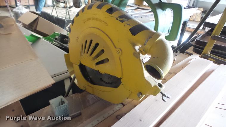 image for item DF9244 DeWalt 6E56 radial arm saw