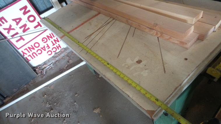 image for item DF9244 DeWalt 6E56 radial arm saw