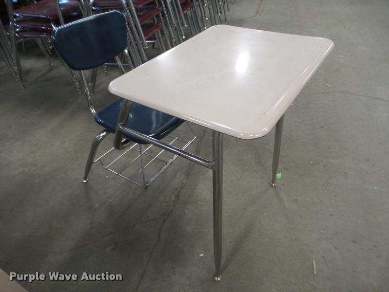 image for item DG9380 Approximately 225 school desk/chair combinations