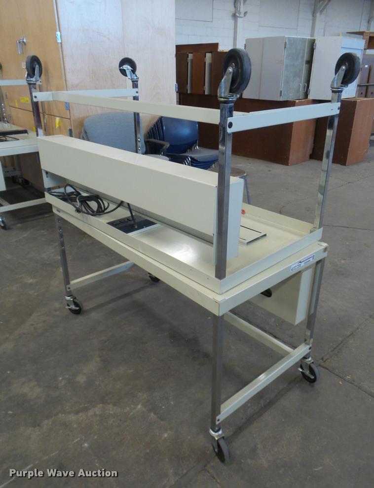 image for item DG9384 Approximately 8 tables