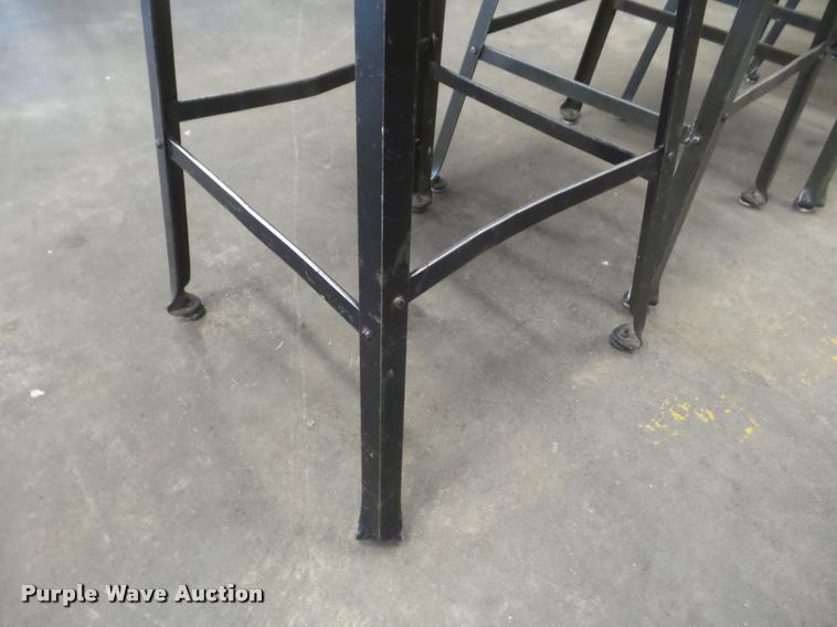 image for item DG9386 Approximately 90 stools