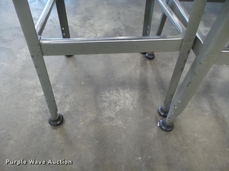 image for item DG9386 Approximately 90 stools