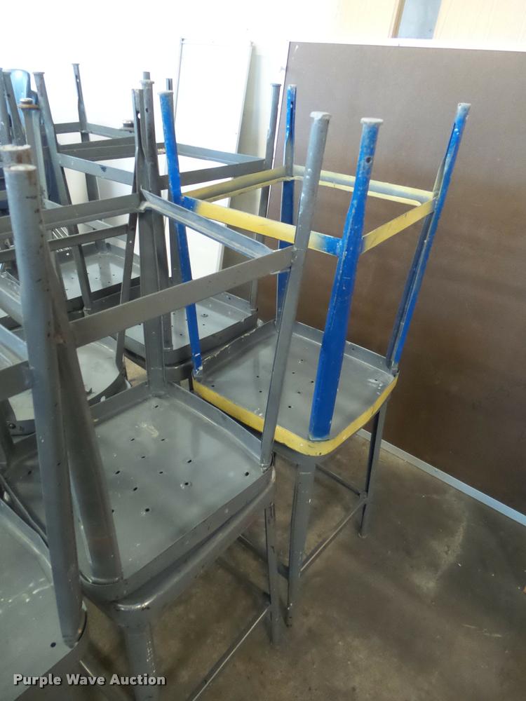 image for item DG9386 Approximately 90 stools