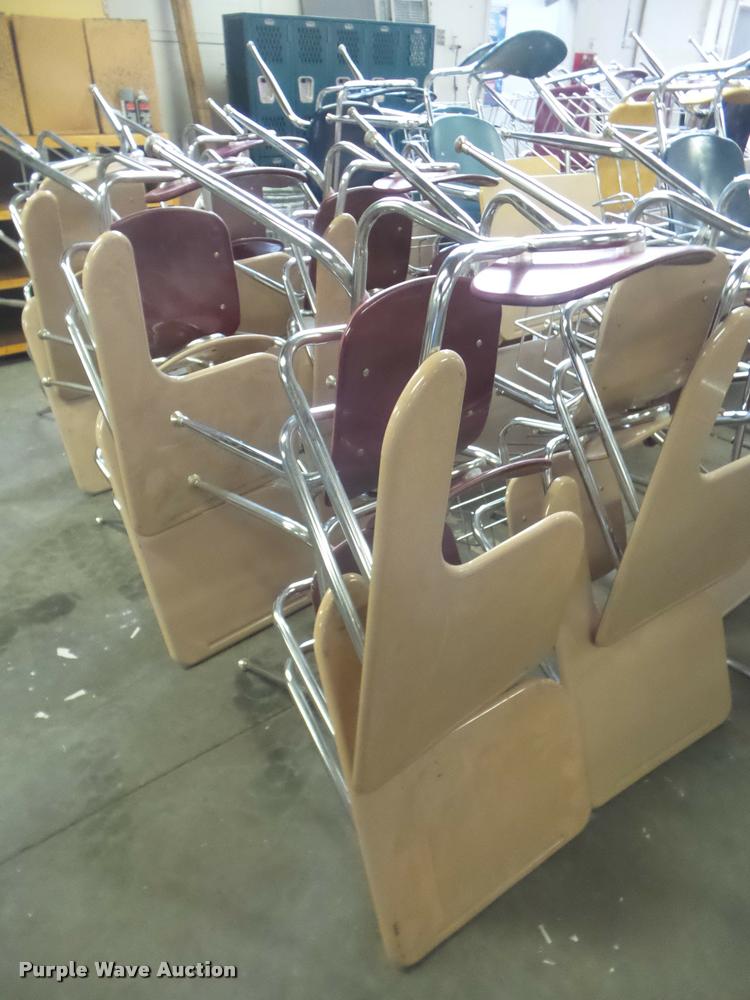 image for item DG9398 Approximately 120 school desk/chair combinations